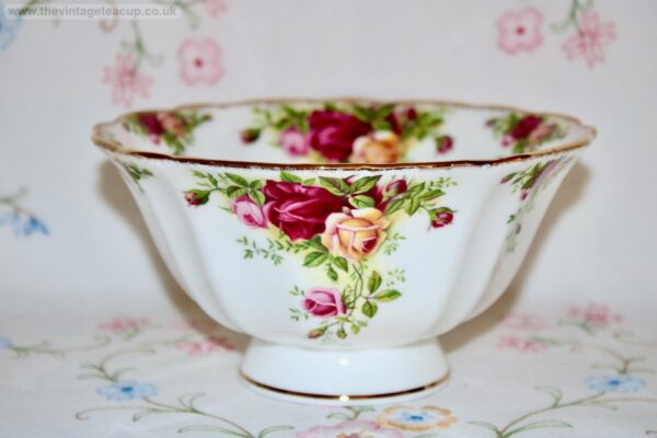 Royal Albert Old Country Roses Bowl