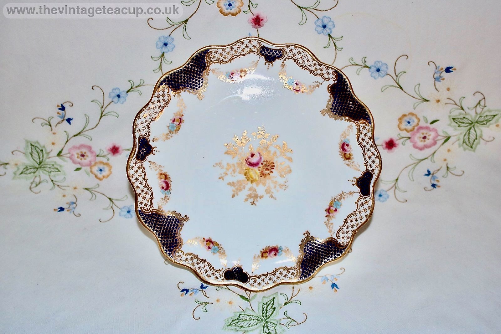 Wedgwood Victorian Cake Plates / dessert service