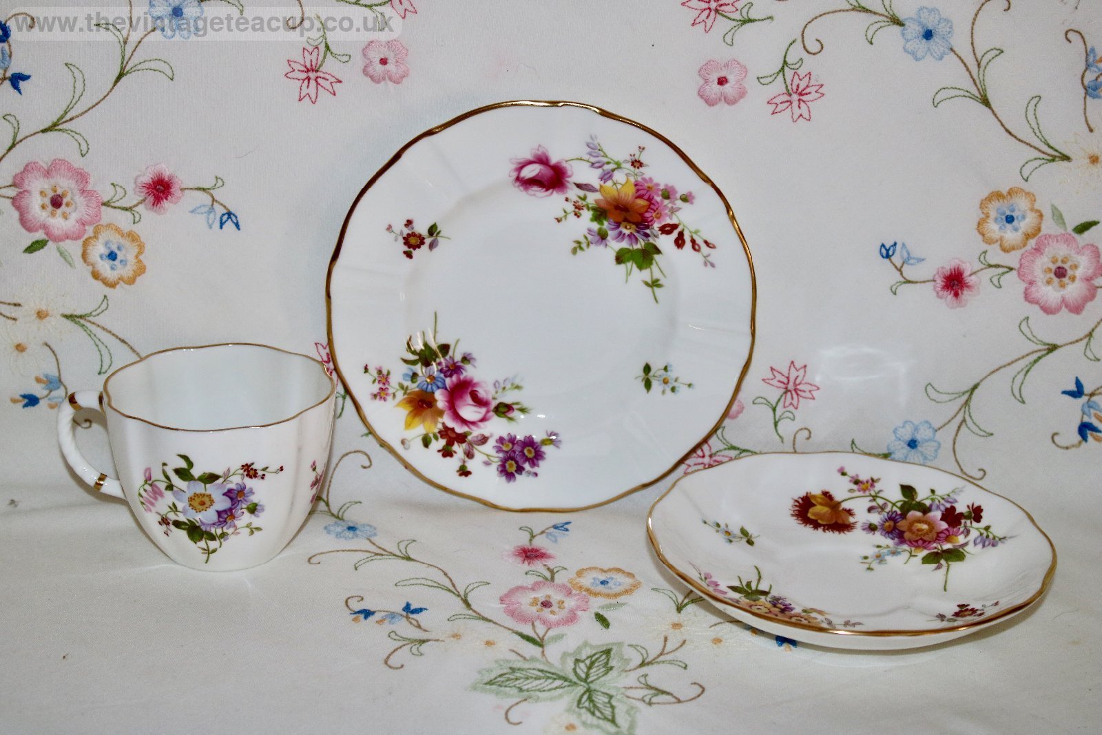 Royal Crown Derby Bone china Posies Tea Set for Eight UK