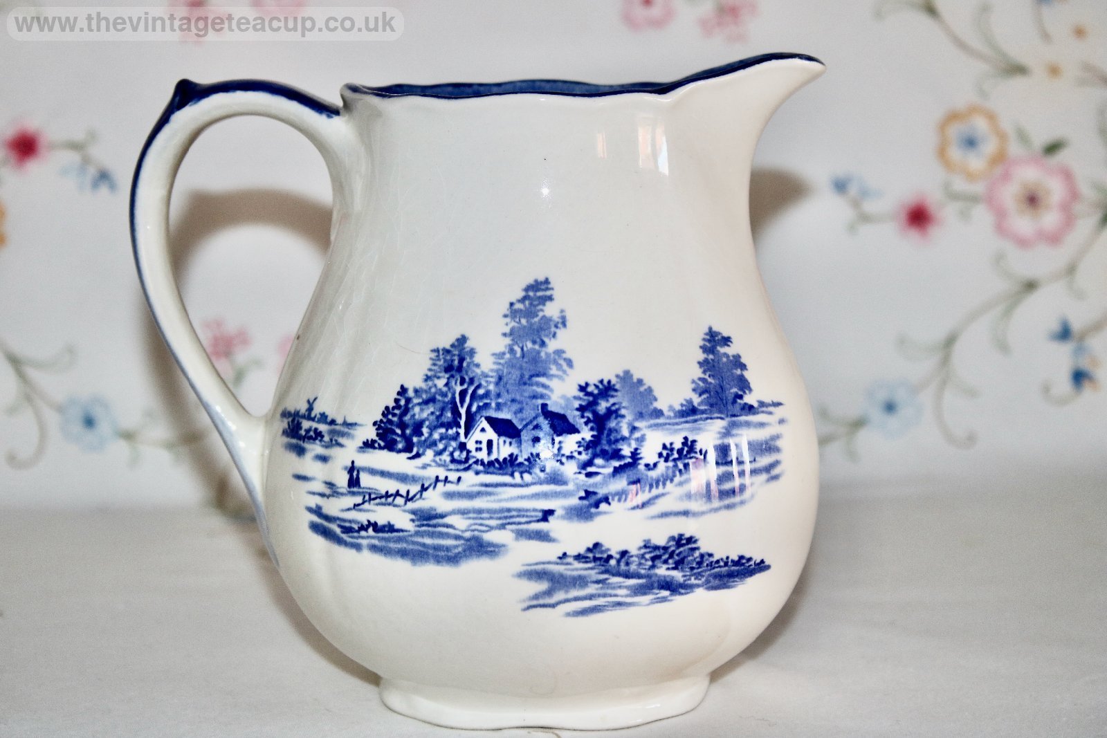 Royal Doulton Norfolk Pint Jug Blue White china D6294