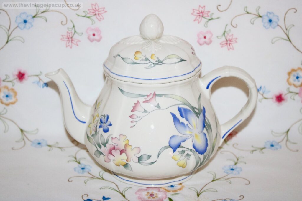 Villeroy Boch Riviera Teapot 1 1/2 pt